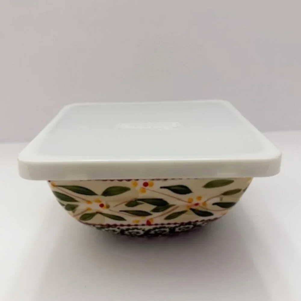 Temp-Tations by Tara Old World Green 6" Square Bowl w/ Lid Bakeware 1.0 Qt. - Picture 2 of 7